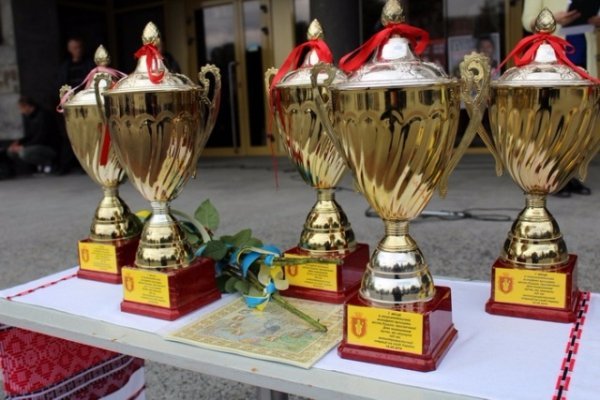 На вулицях Луцька змагались легкоатлети. ФОТО