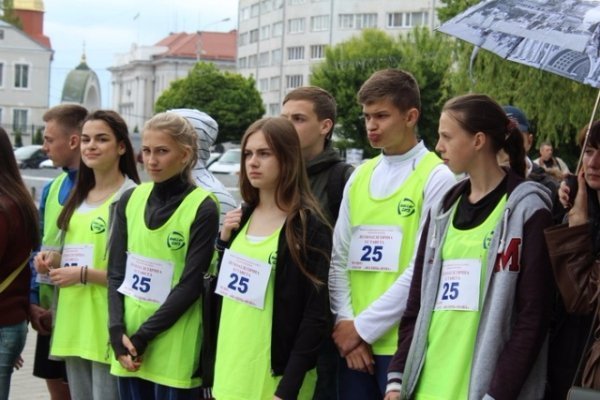 На вулицях Луцька змагались легкоатлети. ФОТО