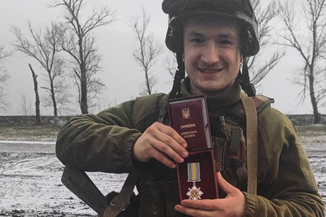 Знімкувати військових та розповідати їхні історії світу: ветеран війни з Луцька Костянтин Галан став фотографом