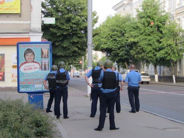 У Житомирі невідомі захопили «Правий сектор». ФОТО. ВІДЕО