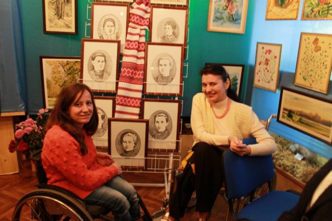 Волинська художниця намалювала понад 1000 картин у різних жанрах. ФОТО