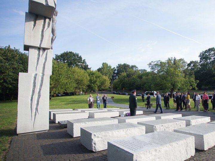 У Польщі офіційно встановили день пам’яті жертв Волинської трагедії