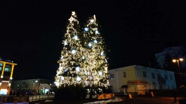 Показали фото передноворічного Луцька