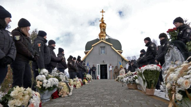 На Волині поховали 23-річну поліцейську, яка загинула у Львові під час теракту. ВІДЕО 