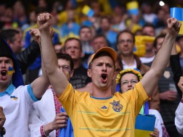 Два тайми надзвичайного стресу і радості водночас: як відновитися вболівальникам після напруженої гри 