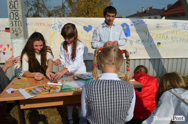 На Волині козаки і монахи допомагали воякам. ФОТО