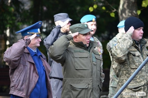 Волинські призовники поїхали на службу. ФОТО