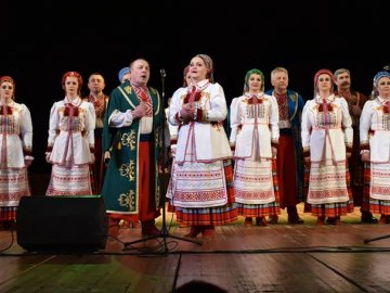 Артисток Волинського народного хору відзначили нагородами. ФОТО