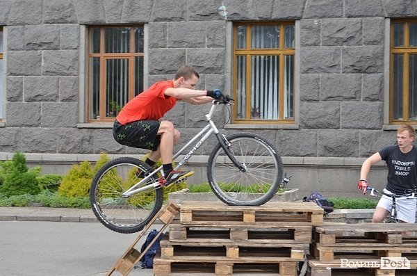 Фестиваль бульбашок у Луцьку. ФОТО