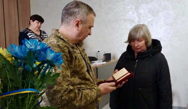 Родини отримали посмертні нагороди волинських Героїв