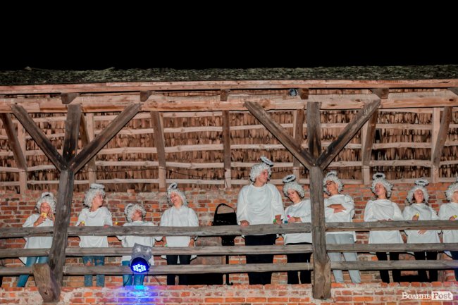 Танці під дощем та ангели на мурах: чим дивувала гостей «Ніч у Луцькому замку». ФОТО