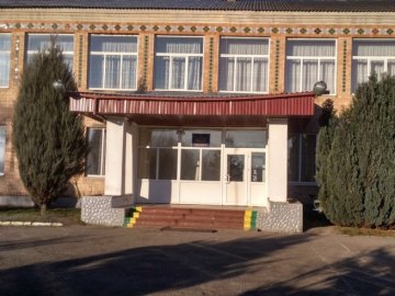 У селі на Волині перекриють частину покрівлі ліцею