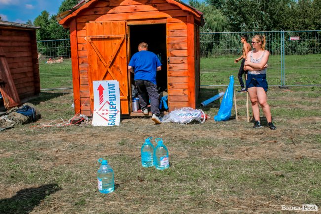 У Луцьку кипить підготовка до «Бандерштату». ФОТОРЕПОРТАЖ