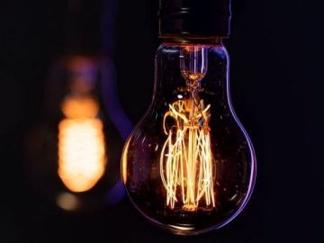 Відповіли на найпоширеніші запитання щодо відключень світла на Волині