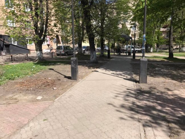 Квіткарі остаточно переїхали з центру міста. ФОТО