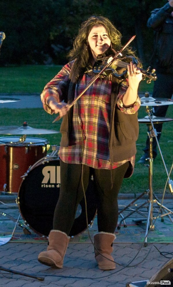 Вуличний концерт у центрі Луцька. ФОТО