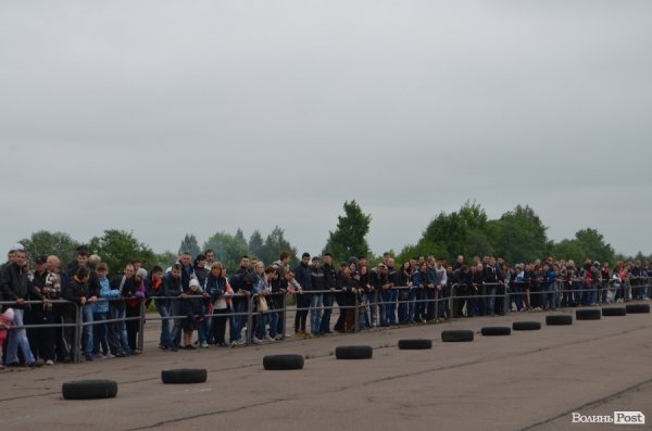 Під Луцьком визначили переможця з дрег-рейсінгу. ФОТО