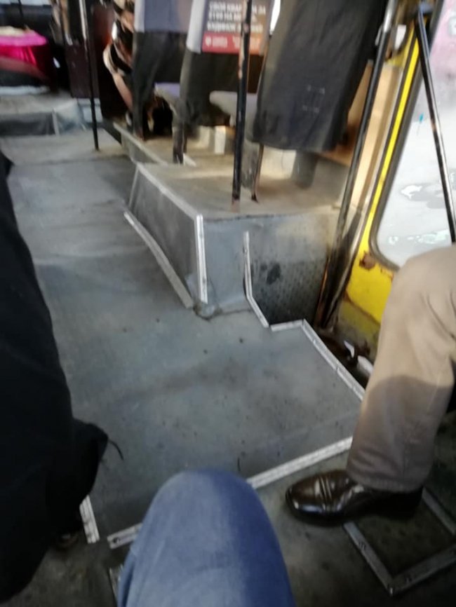 «Тазік з гайками»: лучанин про технічний стан маршрутки №11. ВІДЕО