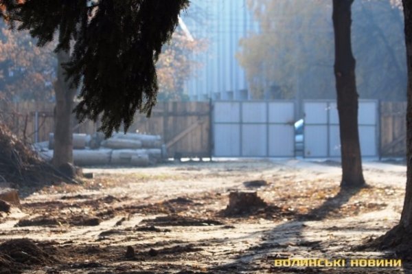 У Луцьку триває будівництво нового спортивного гіганта. ФОТО. ВІДЕО* 