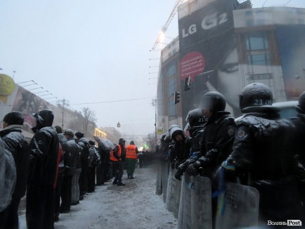 По різні боки щитів. НОТАТКИ ОЧЕВИДЦЯ. ФОТО