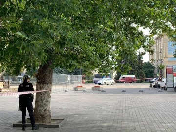 «Робіть щось! У вас пів години», – заручниця луцького терориста