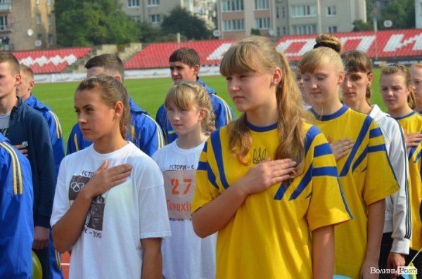 У Луцьку підписали меморандум, який дозволить побудувати стадіон в кожному районі області. ФОТО 