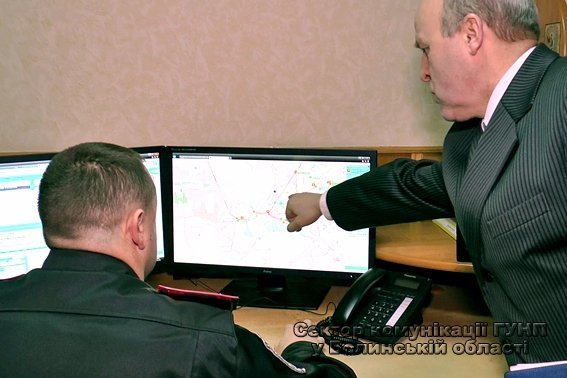 Канадський експерт завітала у гості до диспетчерської служби «102» у Луцьку. ФОТО. ВІДЕО