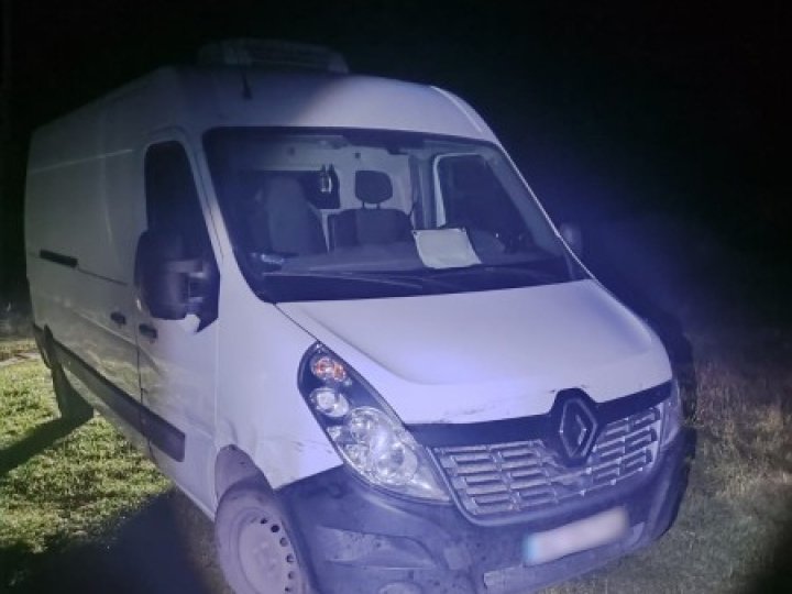 24-річний волинянин викрав мікроавтобус з чужого двору