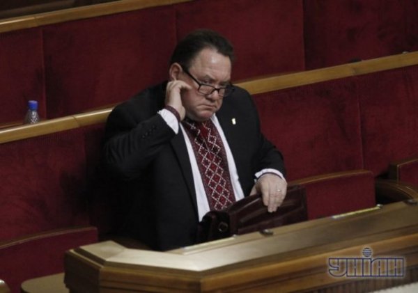 Як депутати нудьгують у Раді. ФОТО