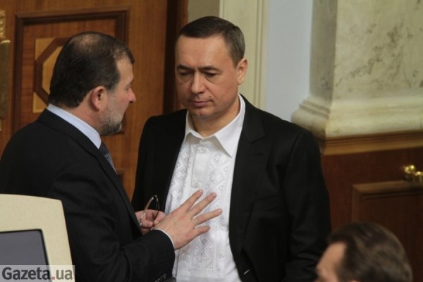 Як депутати нудьгують у Раді. ФОТО