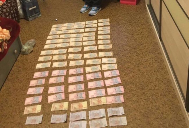 Наркотики, зброя, списки клієнтів і графіки: у Києві «накрили» мережу борделів