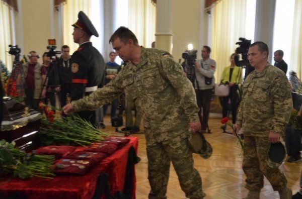 У Києві перепоховали останки волинського полковника 51 ОМБр. ФОТО. ВІДЕО