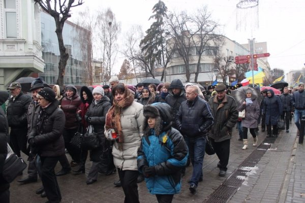 У Луцьку вшанували пам’ять жертв голодомору
