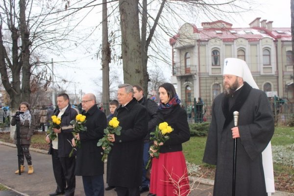 У Луцьку вшанували пам’ять жертв голодомору