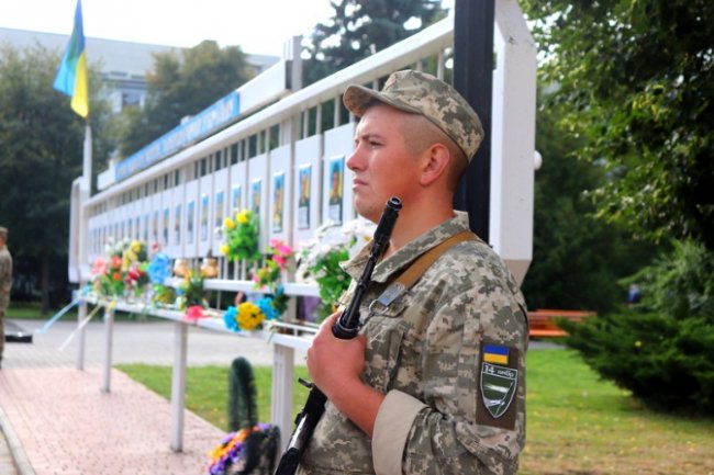 У Володимирі-Волинському вшанували пам’ять захисників України