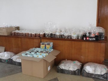 Військовим волинської бригади передали на Схід великодні паски. ФОТО