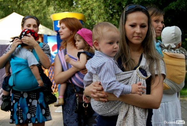 У Луцьку відбувся фестиваль дитячих візочків