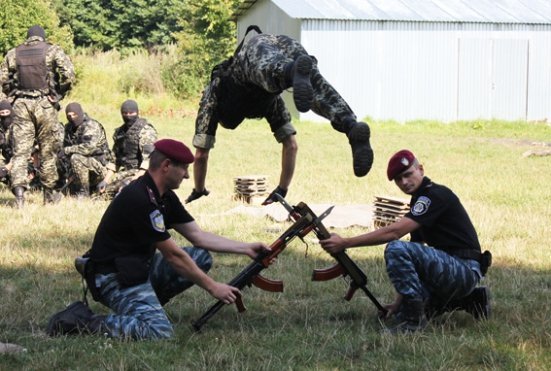Фото тренувань волинського  «Беркуту»