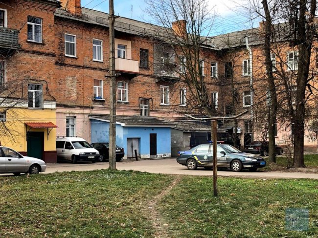 Звіряче вбивство на Волині: чоловік зарізав куму