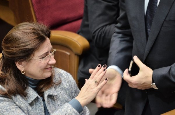 Як Верховна Рада скасовувала «скандальні закони». ФОТО