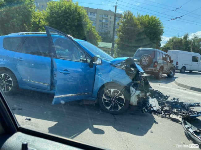 У Луцьку на Конякіна – аварія. ФОТО