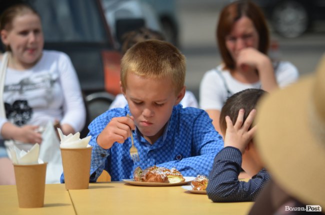 У «сонячній» кав’ярні в Луцьку започаткували власне свято, аби врятувати заклад від закриття. ФОТО