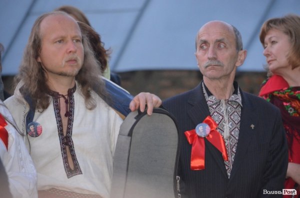 У Луцьку продавали ікони на потреби вояків АТО. ФОТО