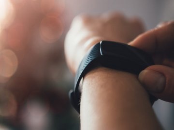 Чому фітнес трекер може неправильно вимірювати серцевий ритм?*