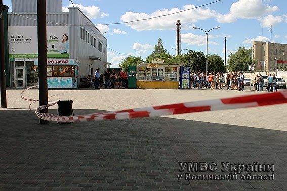 Що знайшли в сумці, якою «замінували» луцьку автостанцію