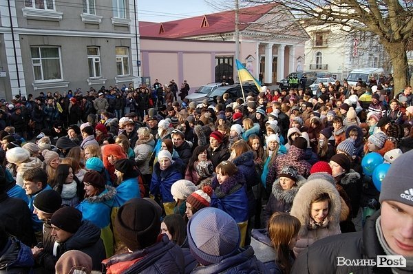 Третій день Нового Майдану у Луцьку. ФОТО