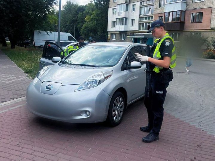 Погоня в Луцьку: порушник під наркотиками втікав від патрульних