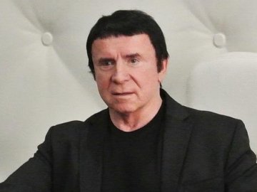 «Перекваліфікувався»: Кашпіровський тепер «рятує» від коронавірусу. ВІДЕО