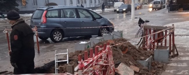 У місті на Волині майже пів сотні будинків без тепла через порив на мережі