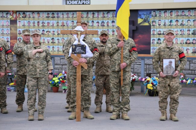 У Луцьку попрощались з Героєм  Василем Зубчиком